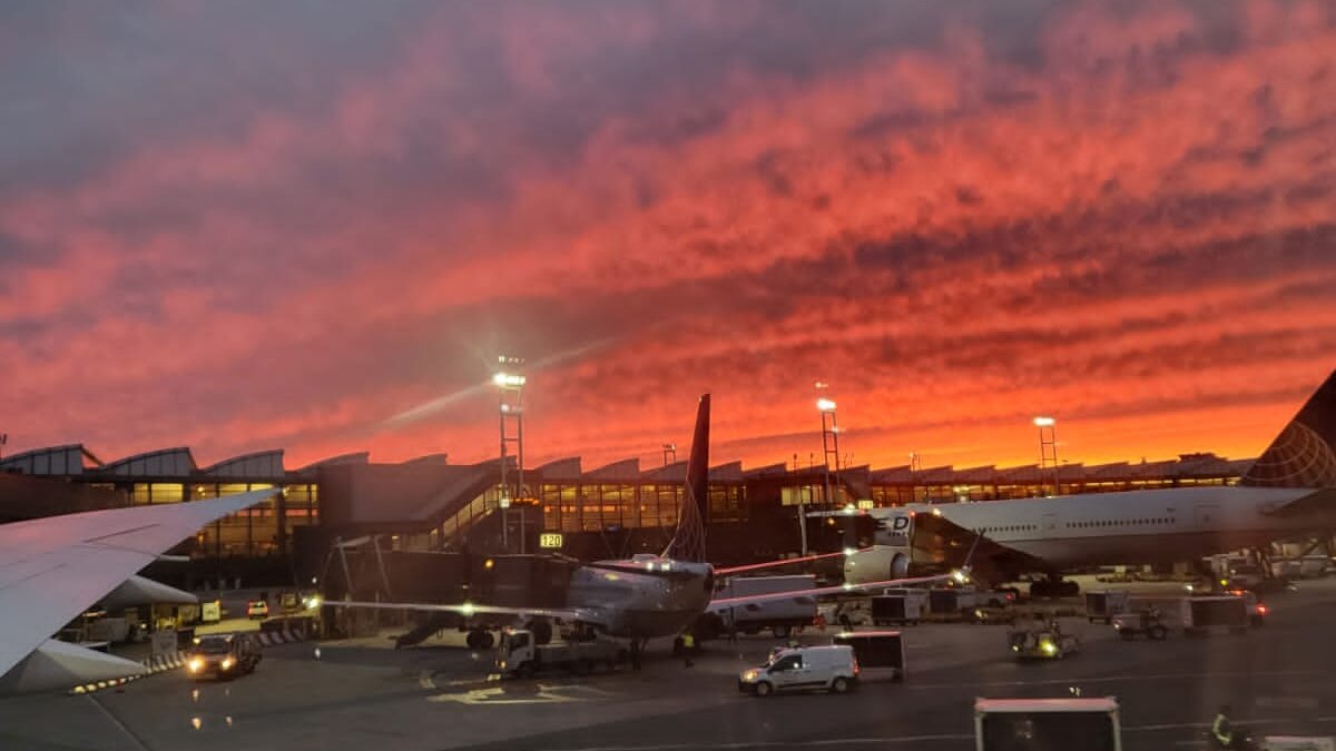 When Do Flight Prices Drop for Fall 2026? The Exact Booking Windows, Verified