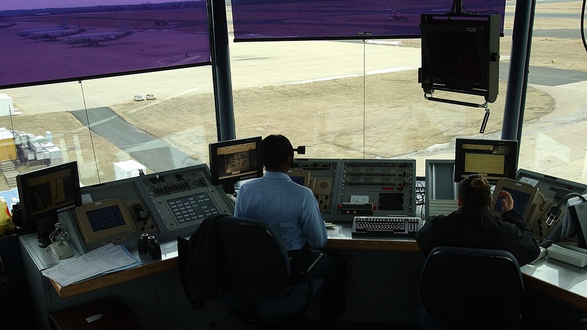 FAA Bets $875m on AI Delay Prediction: How FMDS and SMART Aim to Stop Delays Before They Start