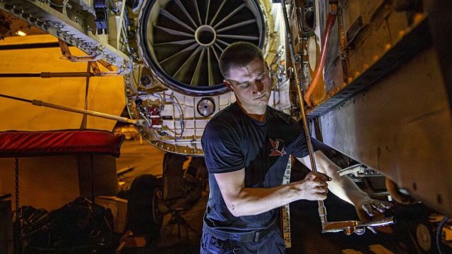 Aviation's Supply-Chain Squeeze: A Record-Old Fleet and 18,000 Jets on Backorder