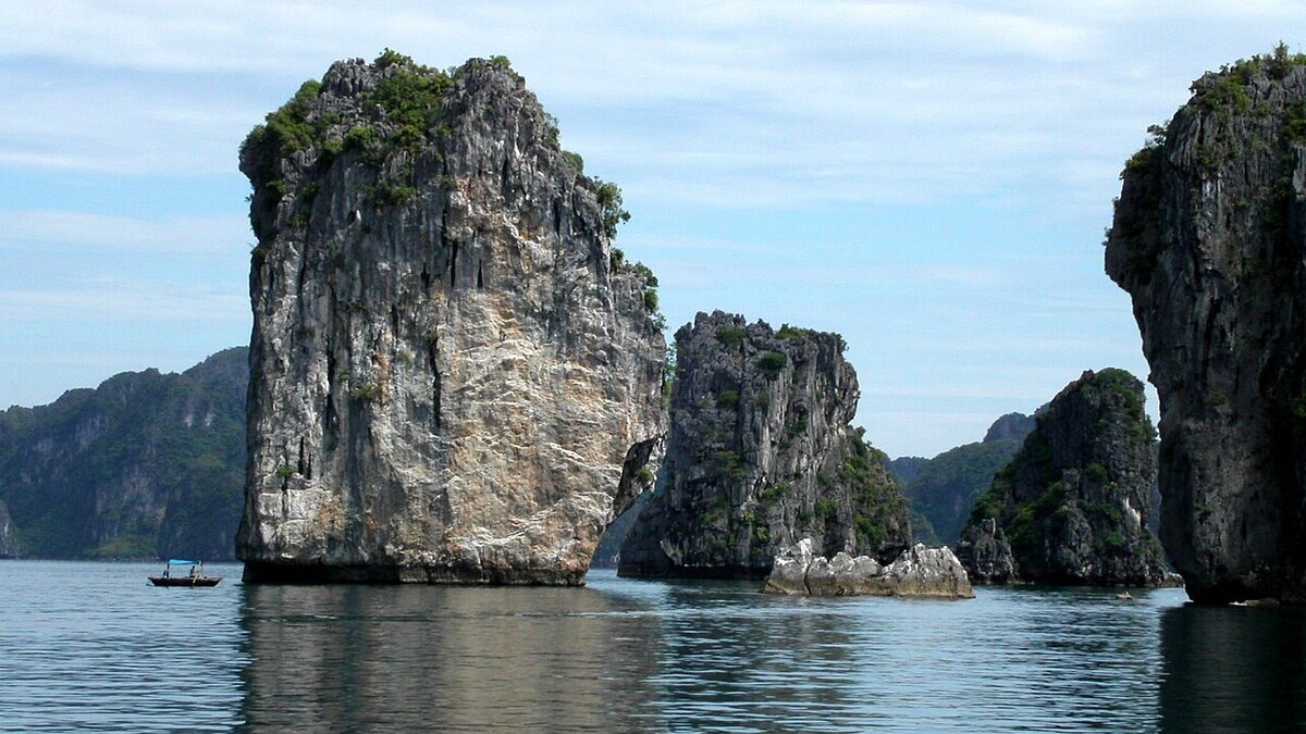 Do I Need a Visa for Vietnam? The 2026 Rules by Passport