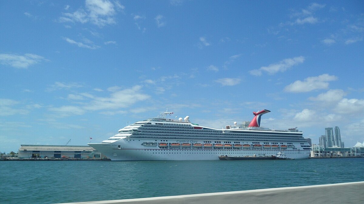 Do You Need a Passport for a Cruise? Closed-Loop Rules Explained