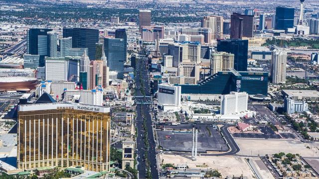 Palette Las Vegas: fake hotel listing with AI photos sent guests to OYO