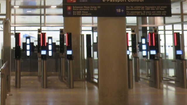 Passport-Free Travel Inches Closer as Digital Credentials Go Mainstream