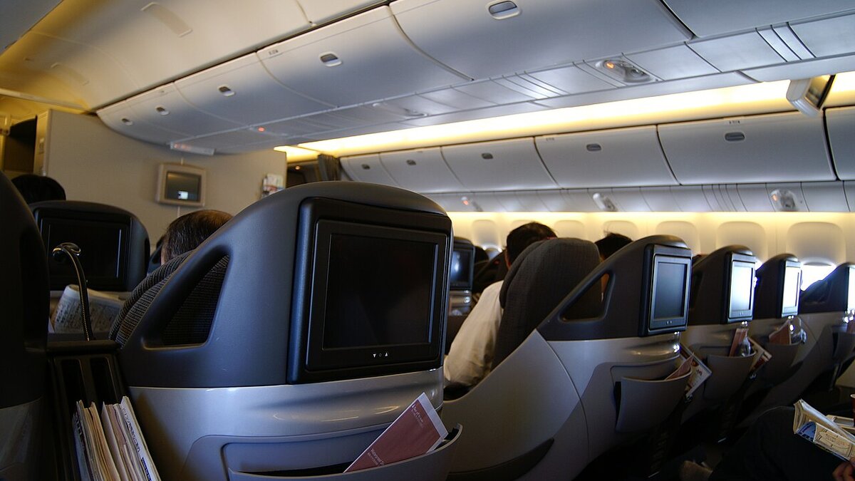 Is Business Class Worth It for an 8-Hour Flight?