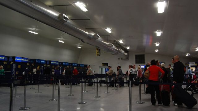 Best Time to Book Flights: What Booking-Window Data Actually Shows