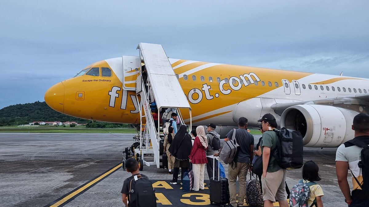 Flight Delay Compensation Explained: What EU261, UK261 and US Refund Rules Owe You in 2026