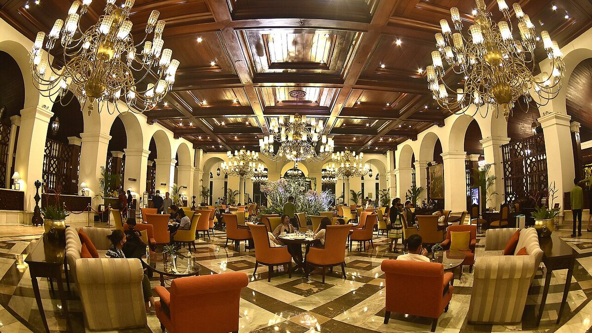 Do You Tip in the Philippines? Guide for Indian Travellers 2026