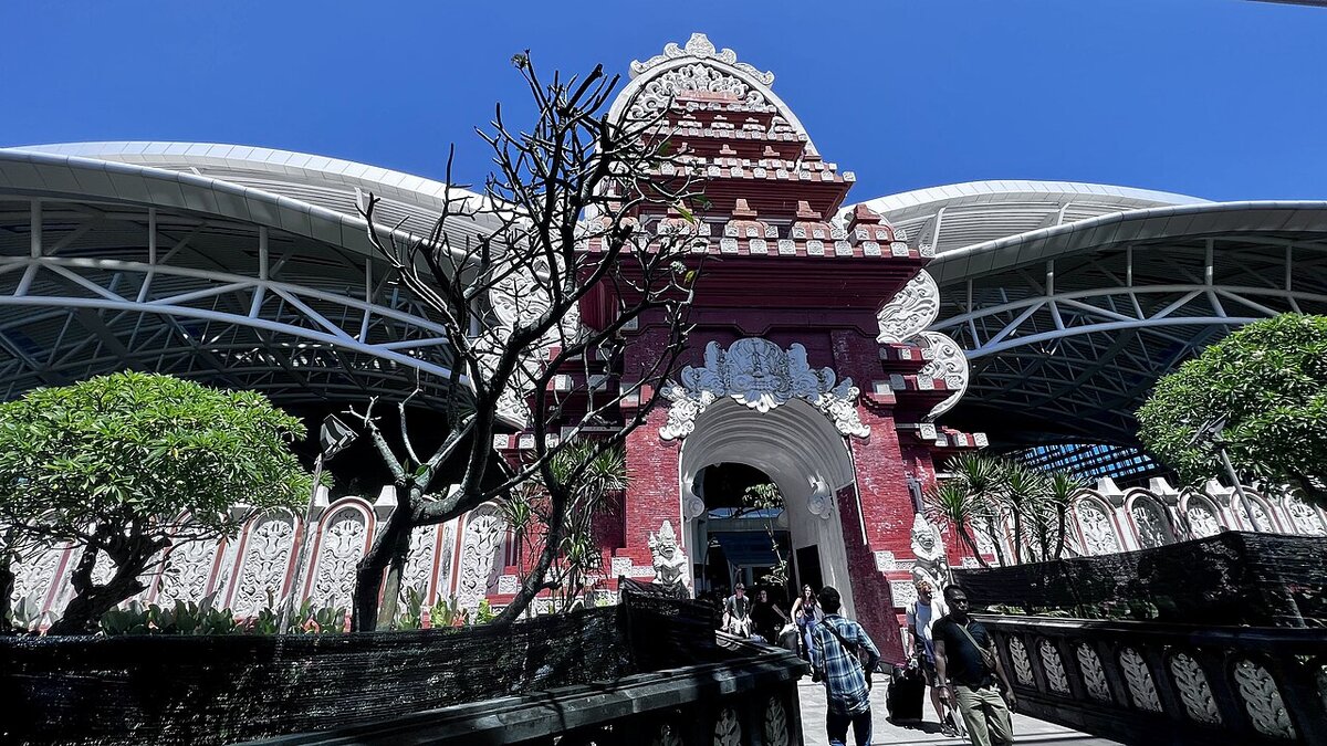Bali Airport to Canggu Battery Tram Plan Announced