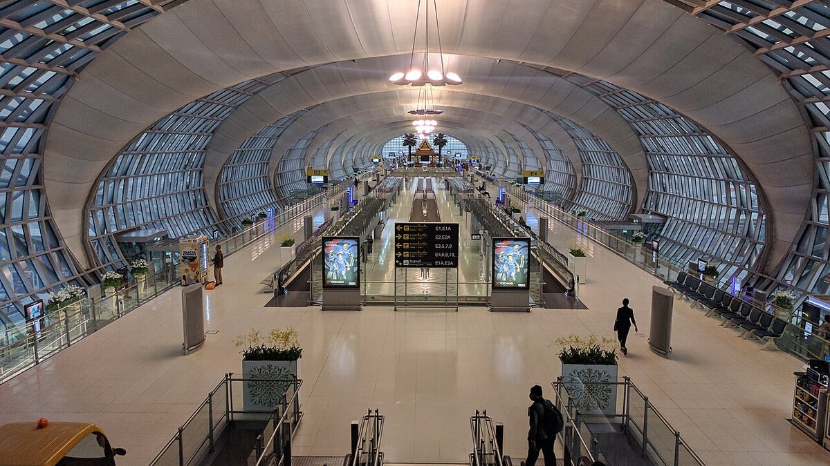 Plaza Premium opens two lounges at Bangkok airport
