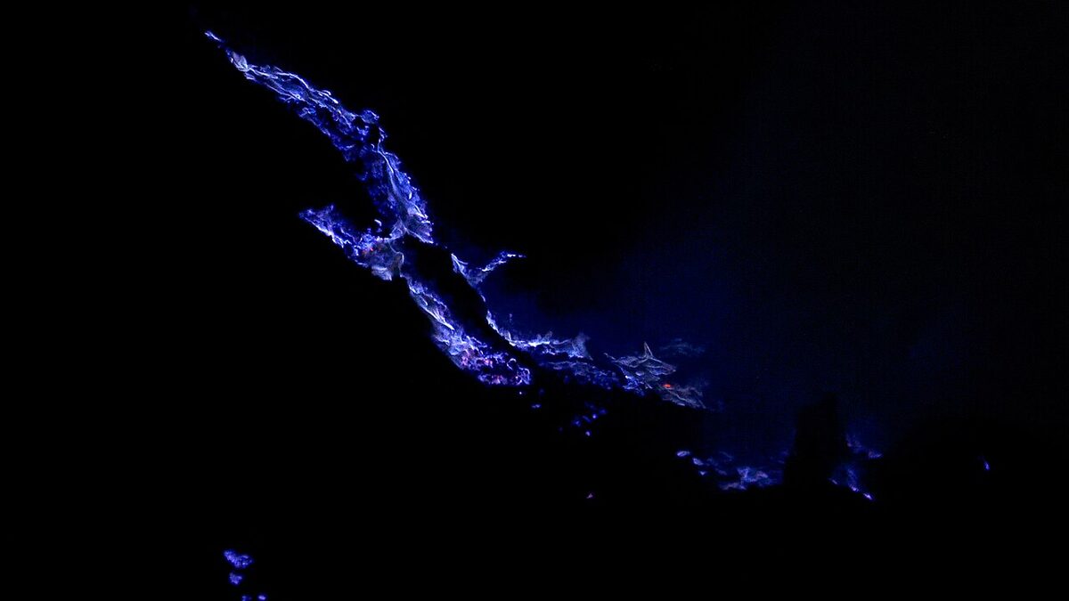 Ijen Fire Triggers 14-Day Emergency, Park Shut