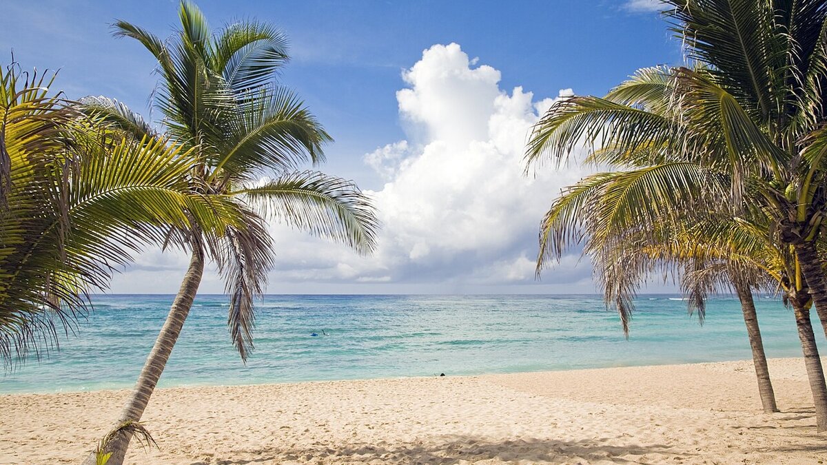 Caribbean Travel Gets a Break: NOAA Forecasts a Below-Normal 2026 Hurricane Season
