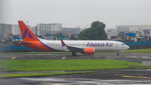 Akasa Air flies India's first 1% SAF service to Goa