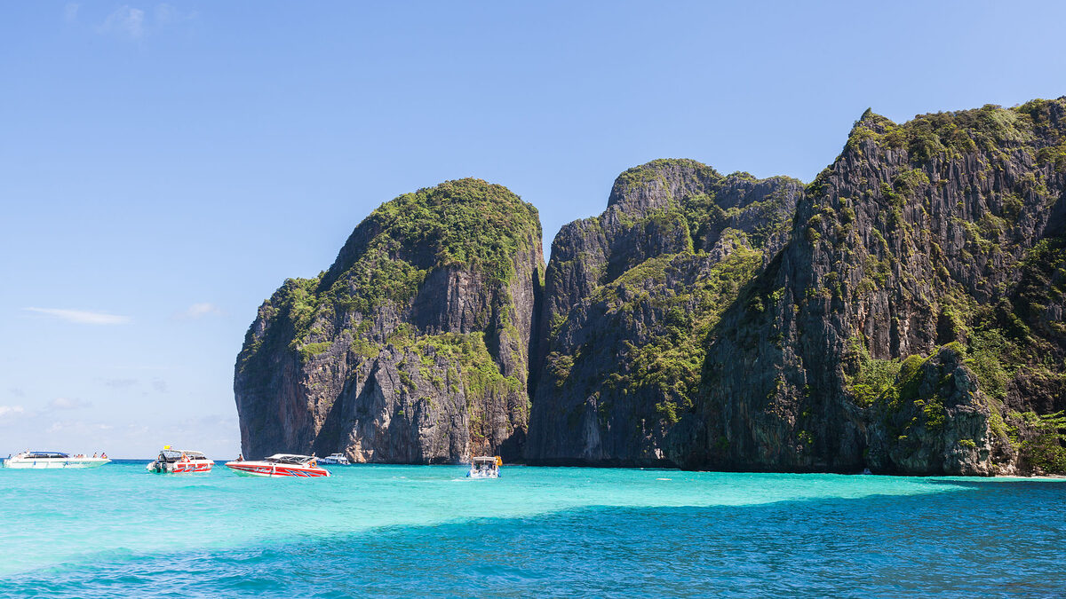 Cheapest Month to Fly to Thailand