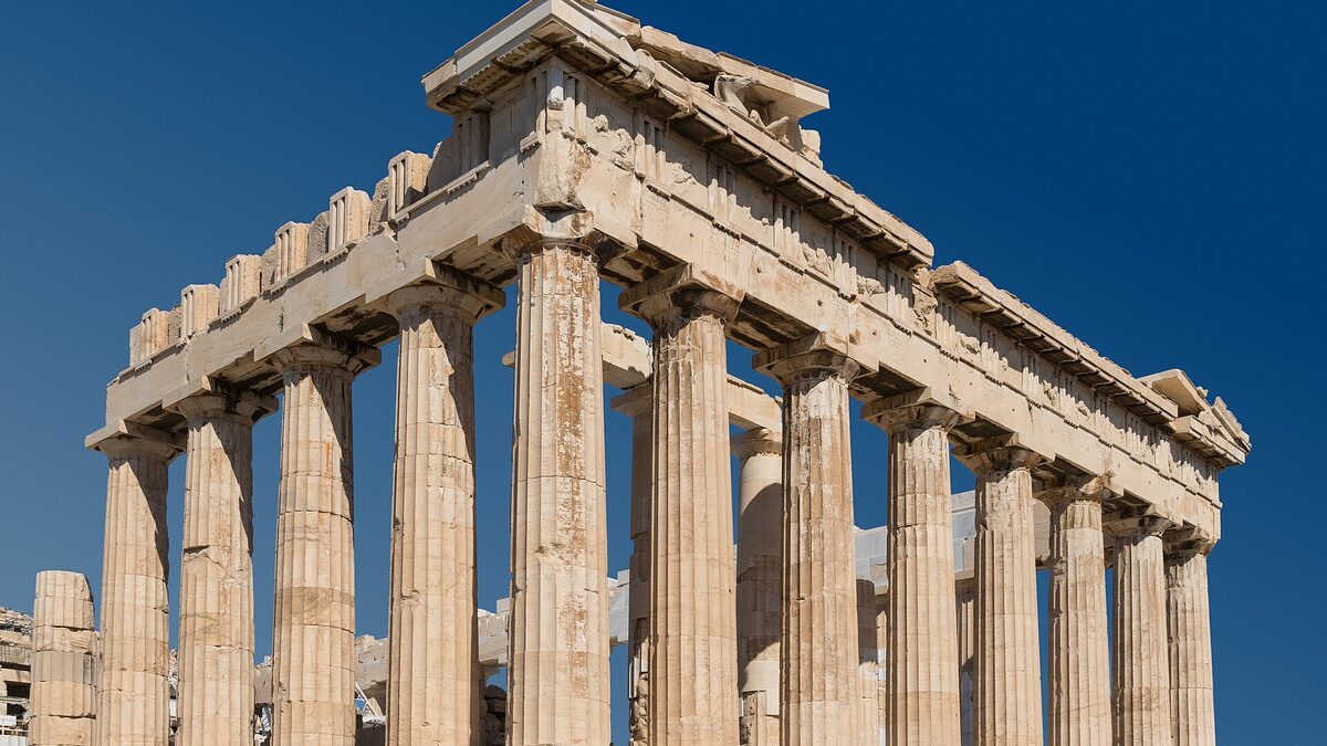 Do You Tip in Greece?