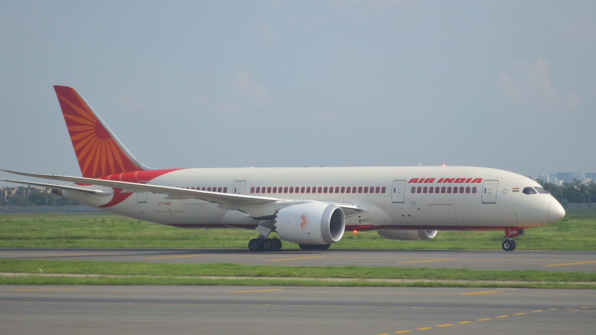 Delhi Airport Third Runway Reopens After 7-Month Upgrade
