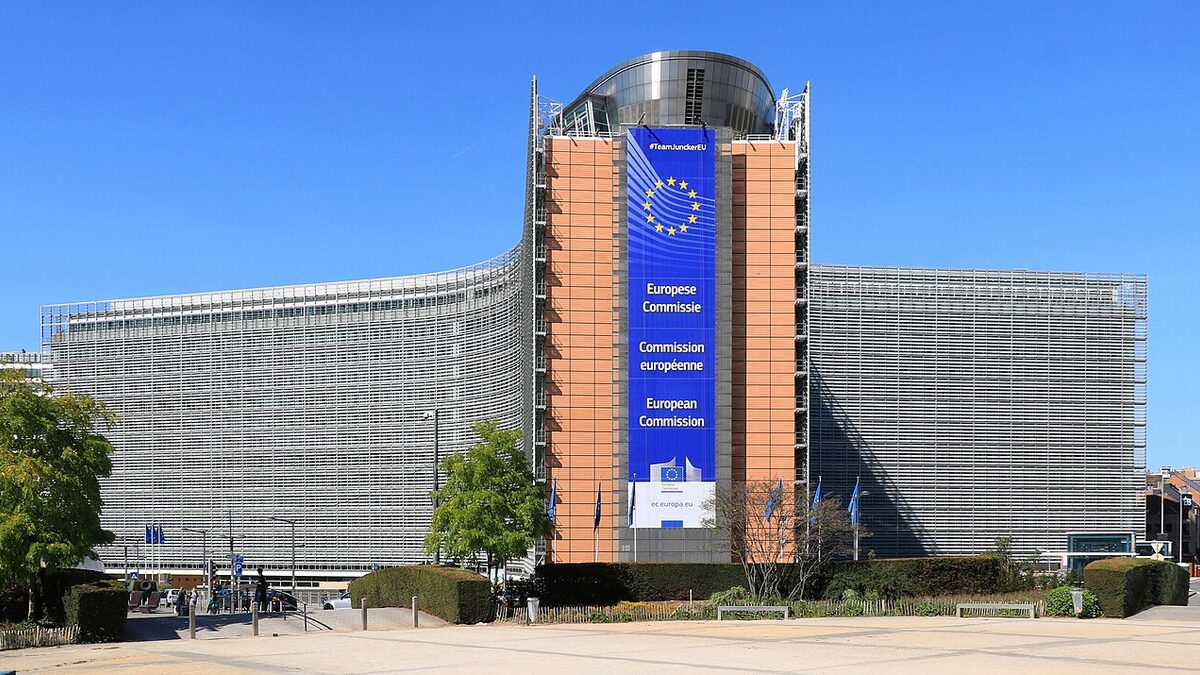 Booking.com Faces EU DSA Investigation Over Scams and Boosted Listings